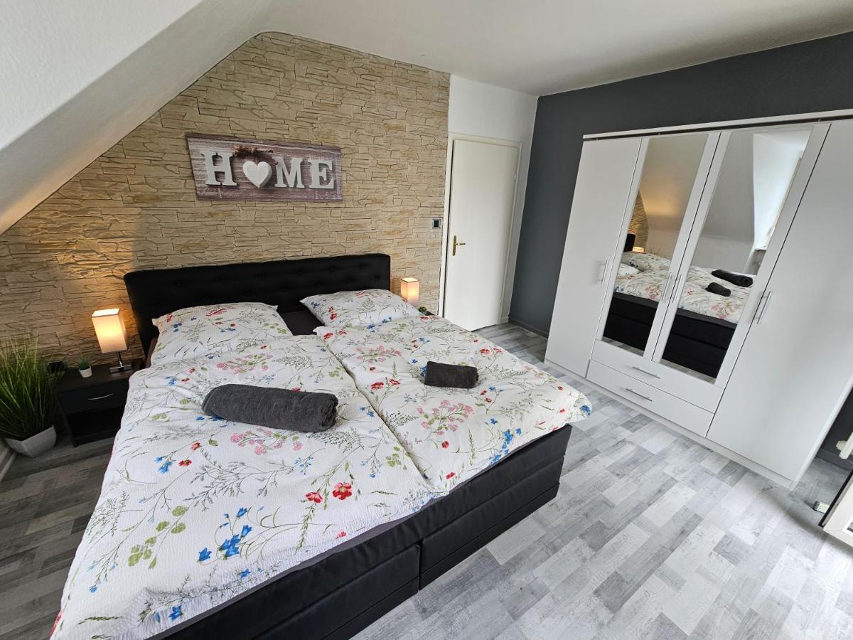Exklusives Und Helles Dachgeschoss-Apartment No 3 Im Zentrum Von Kassel, Schnelles 1Gbit Internet, Geschirrspueler, Boxspringbetten ภายนอก รูปภาพ